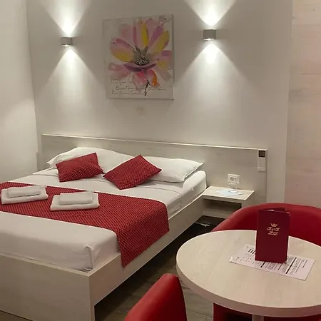 B&b-ld فندق مبيت وإفطار