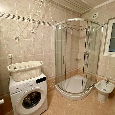 B&b-ld فندق مبيت وإفطار