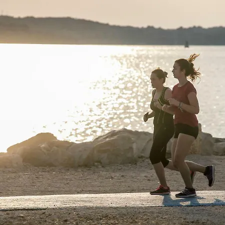 B&b-ld فندق مبيت وإفطار 3*