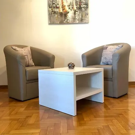 B&b-ld فندق مبيت وإفطار 3*