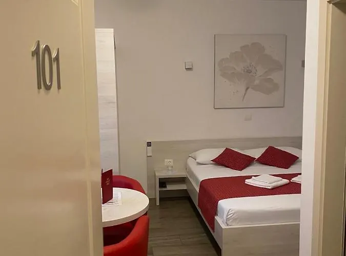 לינה וארוחת בוקר B&b-ld