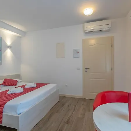 B&b-ld 3*