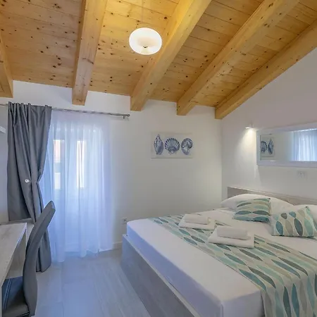 Bb-ld Bed & Breakfast 3*