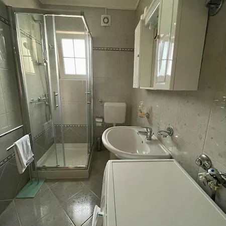 B&b-ld Pola